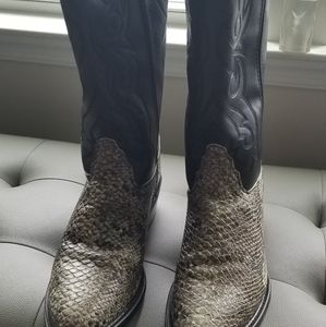 Men Snakeskin Print Cowboy Boots